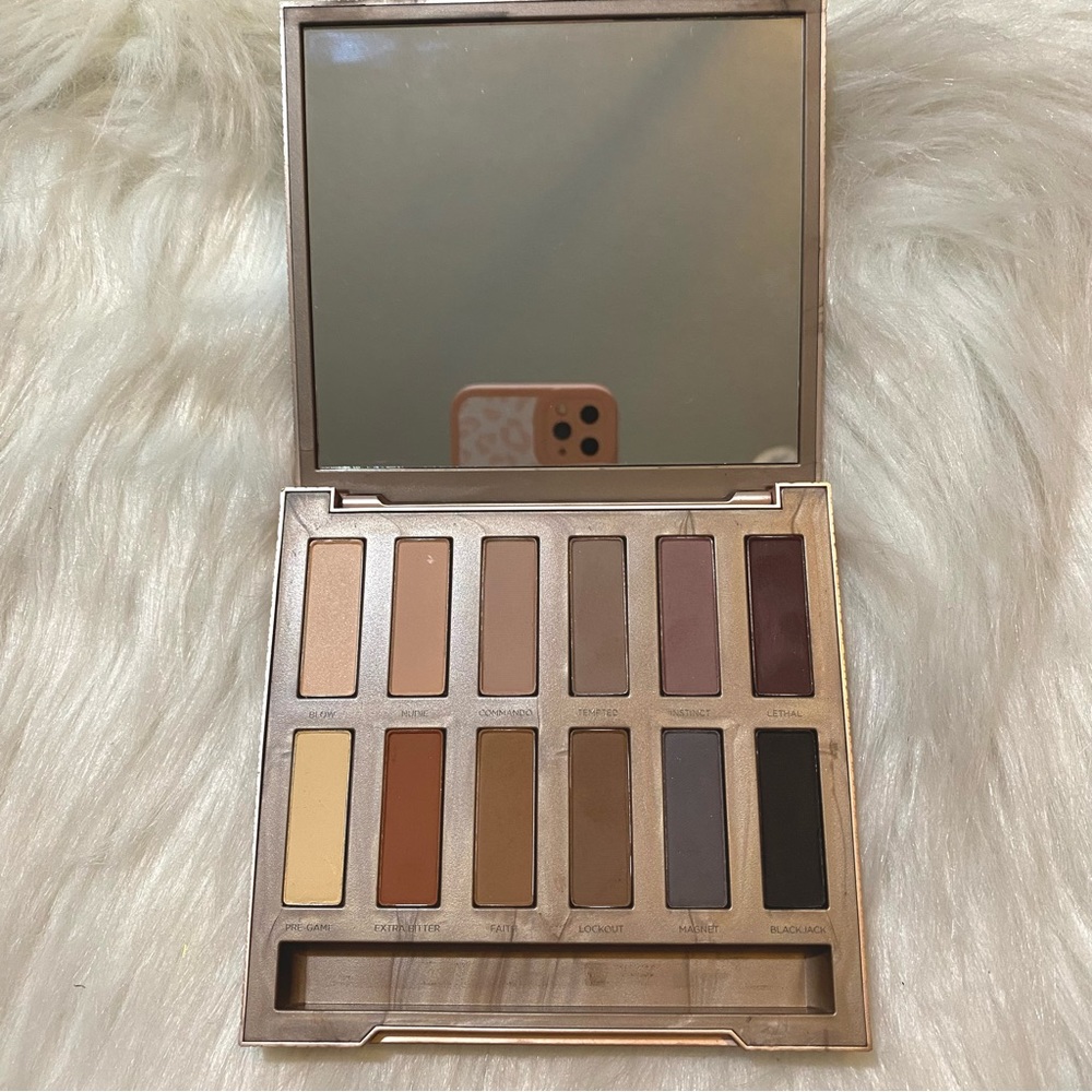 Urban Decay Naked Ultimate Basics Eyeshadow Palette